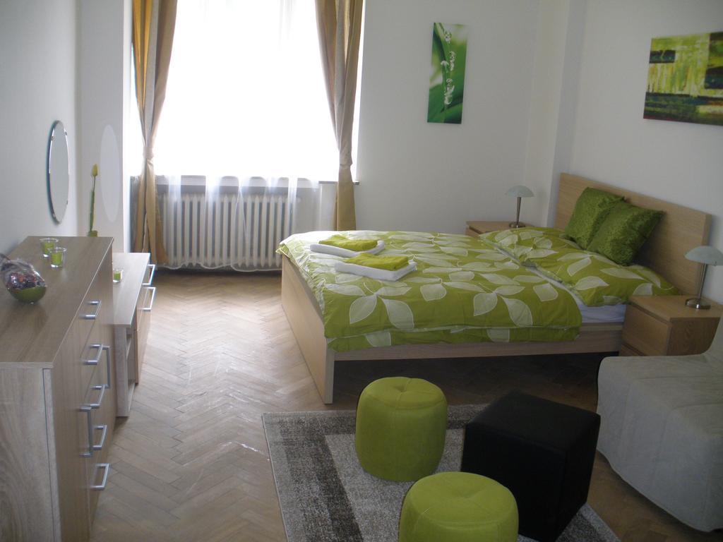 Apartments Tronicek Praag Kamer foto